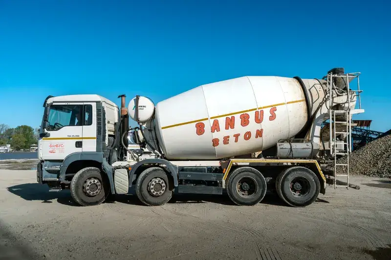 Banbus beton — gradilište / mehanizacija